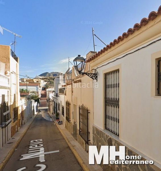 Foto 4434f1b2-3f9e-4766-b3e9-00726908ea34. Casa adossada a Turre