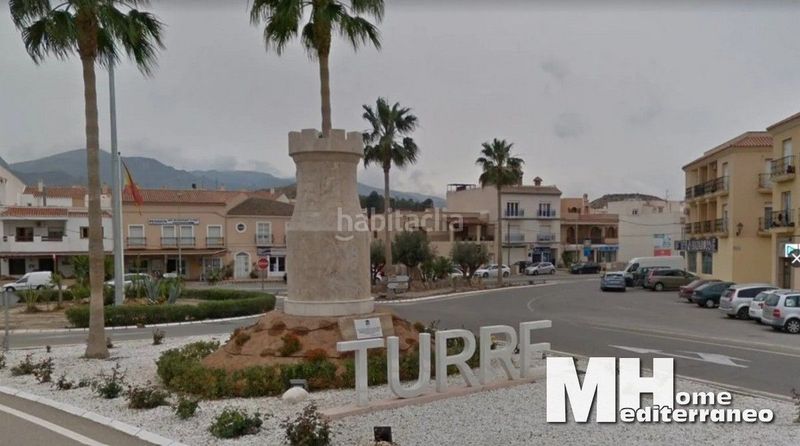 Foto b2b8425f-fc67-4b13-8379-221efd63591c. Casa adossada a Turre