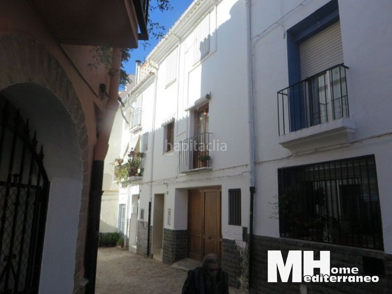 Foto 49b0c2ec-d519-4ead-9be5-9dc7a8981dc9. Casa adossada amb calefacció a Segorbe