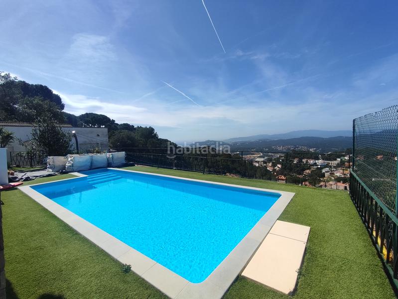 Foto a0b1f5ea-2810-4043-8ea8-2599c5ff560b. Chalet con parcheggio piscina in Roca Grossa Lloret de Mar