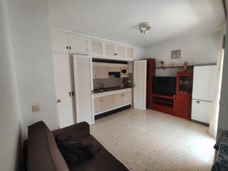 Appartement  Carrer de francesc cambó. Fenals, a 5 minutos de la estación !
