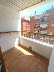 Apartament  Carrer de francesc cambó. Fenals, a 5 minutos de la estación !