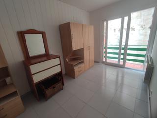 Appartement  Carrer camí de les cabres. Perfecto estado de conservación!