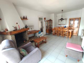 Maison jumelée  Carrer francesc campdera. Casa situada en el centro de lloret