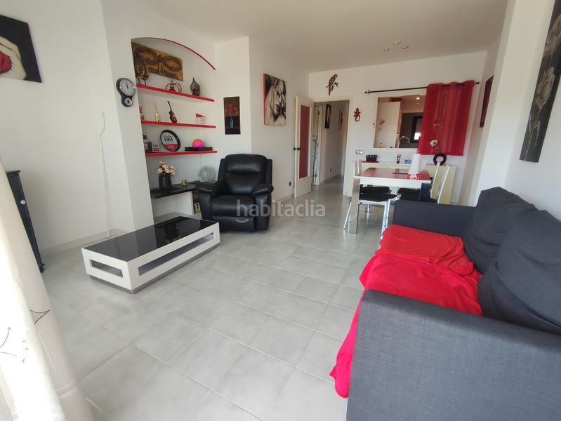 Foto f9b2c4b3-8be2-446b-a790-ff05a0d3d1f9. Pis amb aparcament piscina a Centre Lloret de Mar