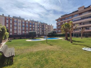 Tríplex  Avinguda vila de blanes. Gran piso en fenals!