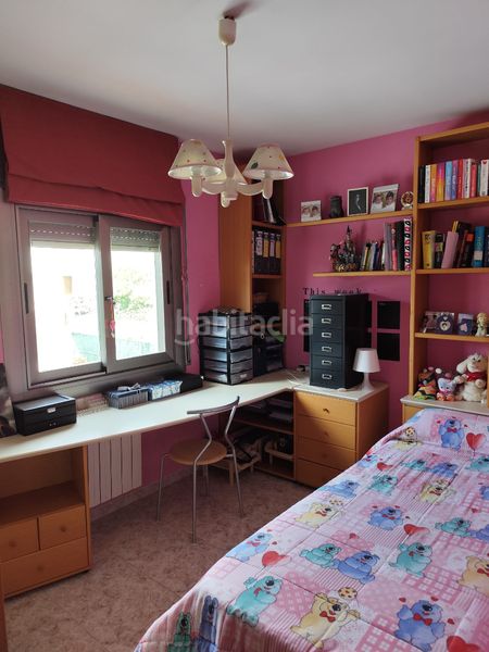 Foto cdfd885b-d30c-4746-a18b-c448d3ab507b. Casa adossada a Sils