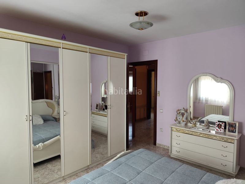 Foto d064a1fe-68fd-4d52-9656-fc1a7353b1ce. Casa adossada a Sils