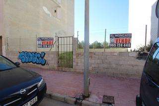 Terreny residencial  Calle molivent