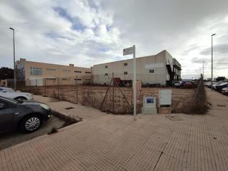 Terreny residencial  Polígono suelo m4. Parcela al lado del centro comercial bahía de las dunas san fulg
