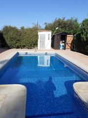 Xalet  Partida del rellero. Fantástico chalet con piscina privada en guardamar, alicante, co
