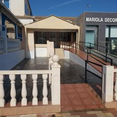 Local Comercial  Plaza sierra castilla. Fantástico local comercial en urbanización la marina, alicante