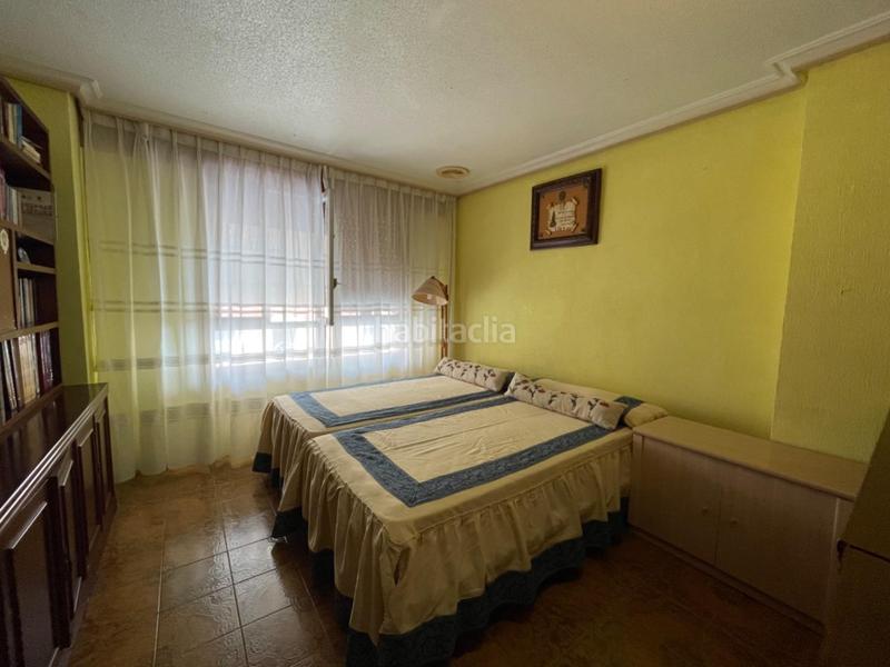 Foto 17295e86-4620-463b-85ca-a8ed54d8ad15. Casa adossada a Pueblo Guardamar del Segura