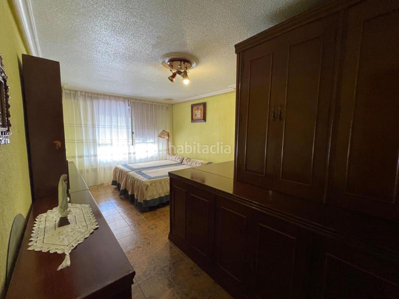 Foto 55abe332-12d5-44a8-9693-8f0cef2d323f. Casa adossada a Pueblo Guardamar del Segura