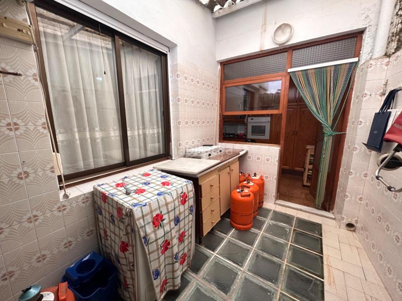 Foto a42db53a-929f-4291-8c41-02fe36e746cb. Casa adossada a Pueblo Guardamar del Segura