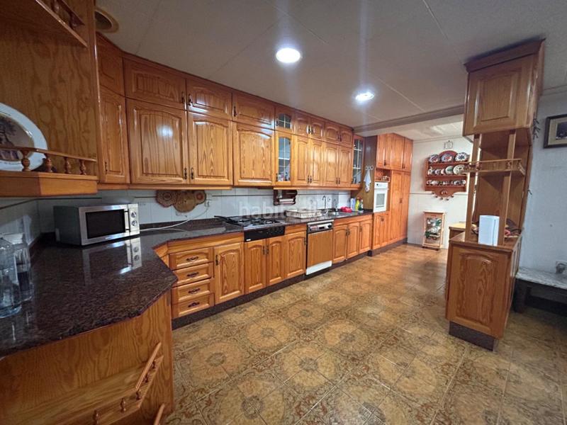 Foto ccdcc541-b354-445b-86d6-25d3b68b6d5a. Casa adossada a Pueblo Guardamar del Segura