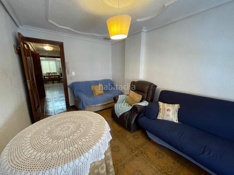 Foto e0fd62b0-7a1a-4025-b43f-a0b79323fb59. Casa adossada a Pueblo Guardamar del Segura