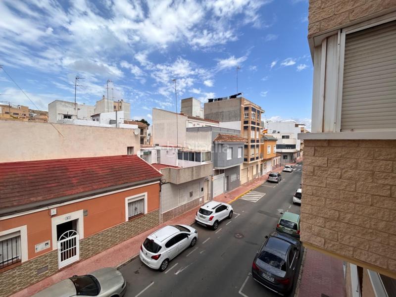 Foto ed6a554a-64a5-4d83-a4b3-951908925911. Casa adossada a Pueblo Guardamar del Segura