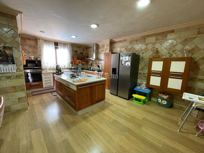 Foto 86ed99dc-ab19-4fff-9ceb-66d2701059da. Chalet with heating parking pool in Rafal