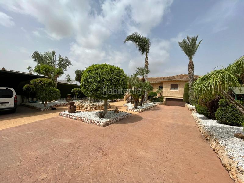 Foto 8dd5f808-d639-4eed-8393-d06d97811103. Chalet with heating parking pool in Rafal