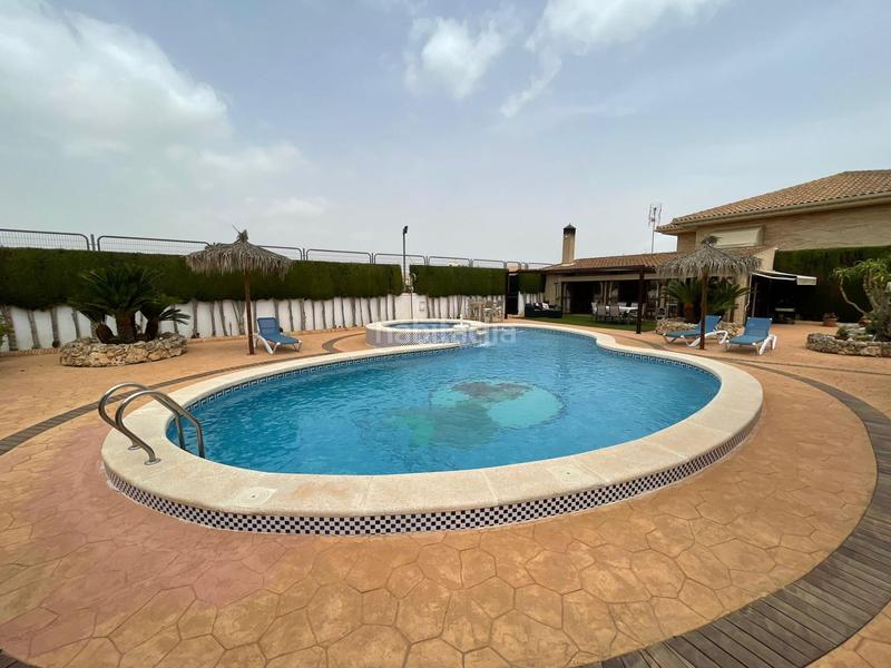 Foto f4216f0d-5c88-407e-8249-349cc3cdcc25. Chalet with heating parking pool in Rafal