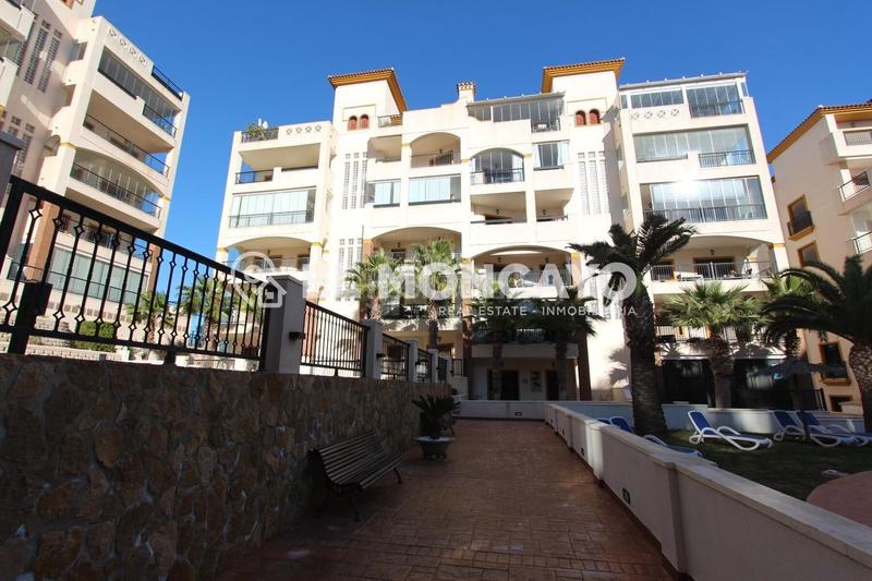 Foto 0753ba20-743f-416d-be41-81786efc026a. Piccolo appartamento con riscaldamento parcheggio piscina in Guardamar del Segura