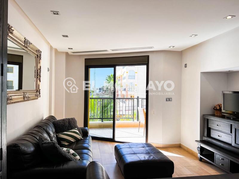 Foto 7aab0d1f-4258-4c50-9302-a64d99653214. Piccolo appartamento con riscaldamento parcheggio piscina in Guardamar del Segura