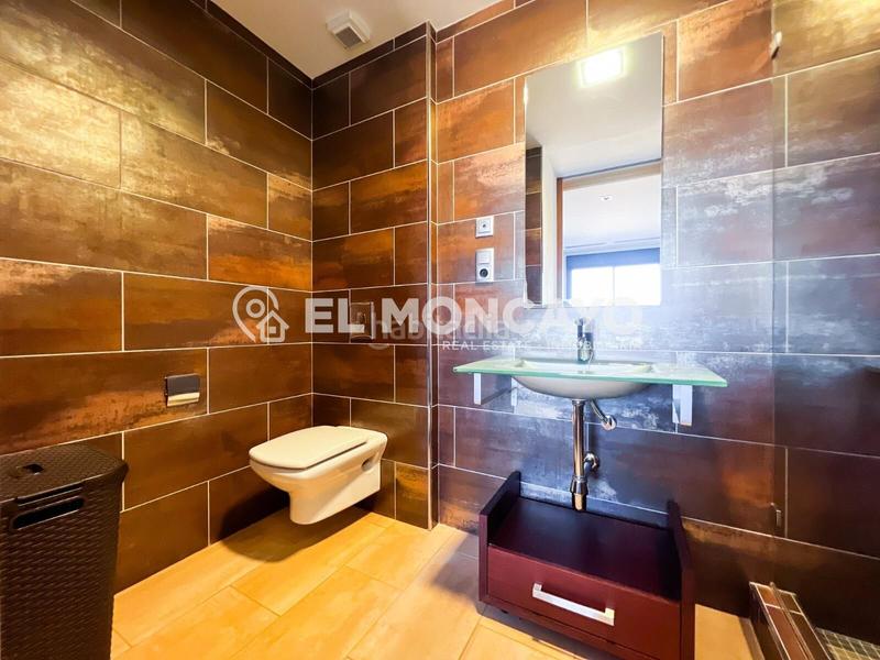 Foto 942c62a0-b262-4c48-8a9c-3a77ed216130. Piccolo appartamento con riscaldamento parcheggio piscina in Guardamar del Segura