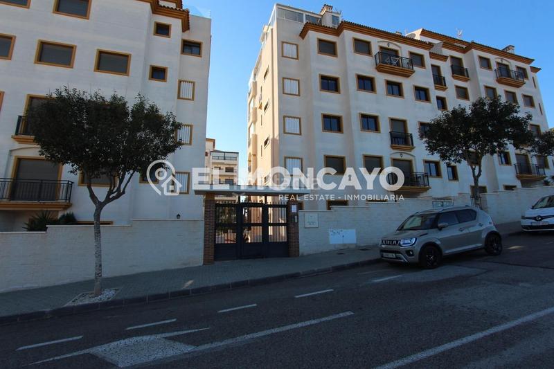 Foto e6523de8-6172-4e29-8aab-adf29ac52da1. Piccolo appartamento con riscaldamento parcheggio piscina in Guardamar del Segura