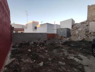 Terreny residencial  Carrer nueva. Parcela urbana para construir en el centro de rojales, alicante,