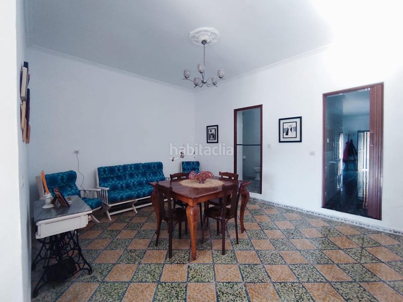 Foto d8705b03-2d09-4b48-b8be-9c1de71048fe. Casa amb aparcament a Dolores