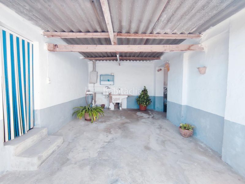 Foto dec8c2d8-9152-43c2-a3f5-aa9797859c73. Casa amb aparcament a Dolores