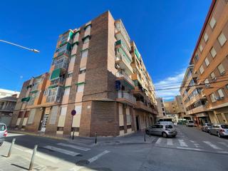 Appartement  Carrer paz la. Fantástico apartamento a escasos 350m de las playas de guardamar