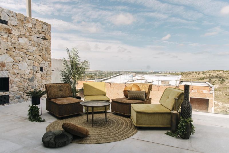 Foto 5e6d5936-28ab-4b62-bde3-882bd5c47e8c. Chalet hermosas villas independientes de obra nueva en ciudad quesada, alicante, costa blanca en Rojales