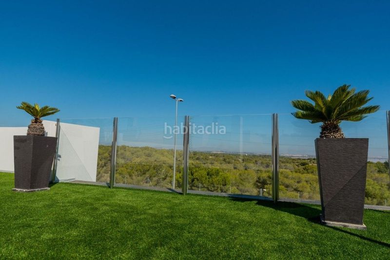 Foto df32568c-d73a-4ce5-876e-35f5a0b2ea1a. Xalet a parcela r2 a Los Almendros Orihuela