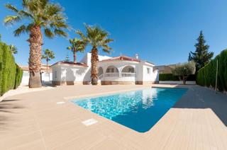 Xalet  Urb monteazul - beatriz. Llave en mano!! preciosa villa de obra nueva en ciudad quesada,