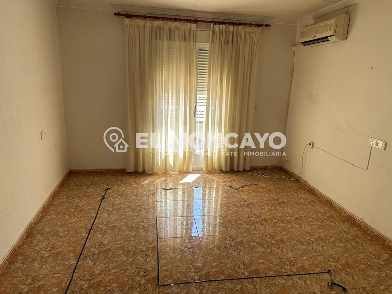 Foto 9c4f7097-b162-41f9-bdad-4d16150e01b1. Casa amb calefacció aparcament a Centro Rojales