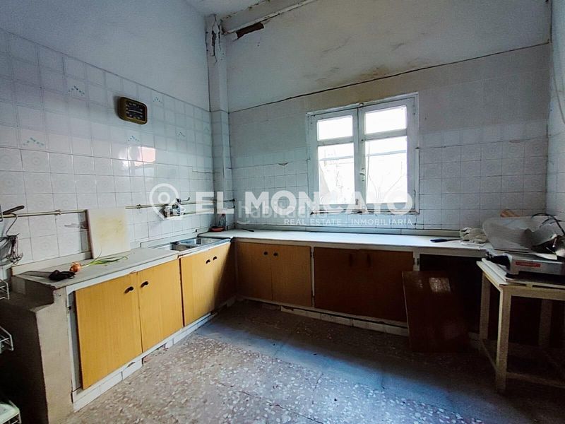 Foto c16e8af4-1509-4bf4-9450-5ed2e17d5825. Casa amb calefacció aparcament a Centro Rojales