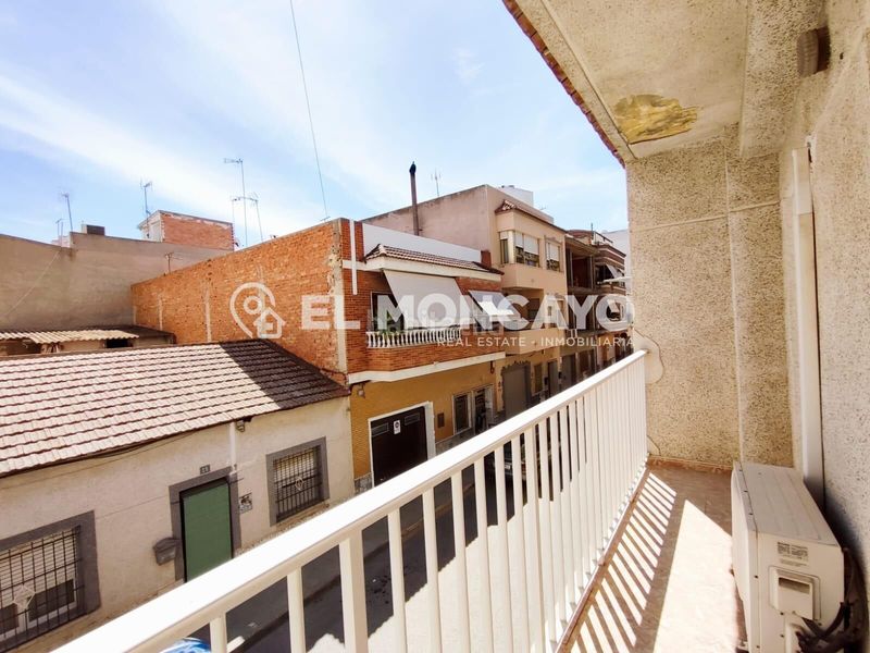Foto f7d5d464-5152-4c99-8cea-3b3138cf467e. Casa amb calefacció aparcament a Centro Rojales