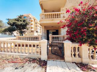 Appartement  Calle calle italia. Fantástico apartamento planta baja cerca de la playa en guardama