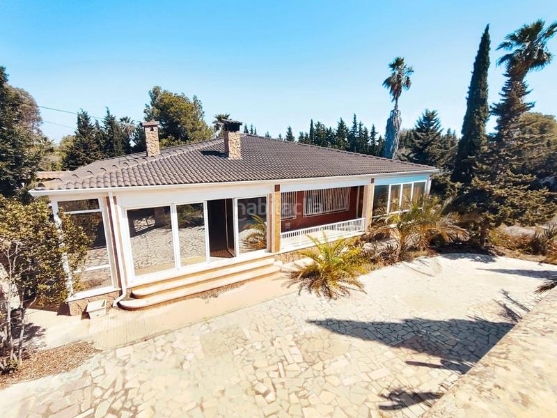 Foto 5f408904-400e-4e3a-9300-d9448b386aa3. Chalet con parcheggio piscina in La Marina Elche / Elx