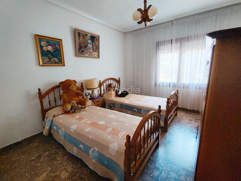 Foto c7207df8-def6-43d2-9b97-b3de667a49c3. Chalet con parcheggio piscina in La Marina Elche / Elx