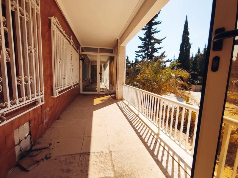 Foto ce17e1fe-ed17-451c-85f5-325045bd1b77. Chalet con parcheggio piscina in La Marina Elche / Elx