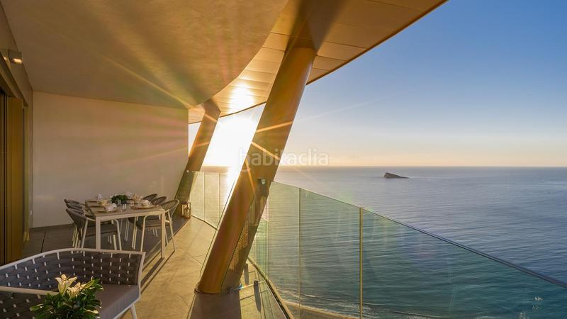 Foto c9a063f9-8b3d-4a27-a42c-a5f016c375d5. Etagenwohnung mit heizung pool in Playa Poniente Benidorm