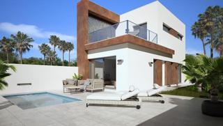Xalet a Daya Nueva. Maravillosas villas de obra nueva ubicadas en daya nueva costa b