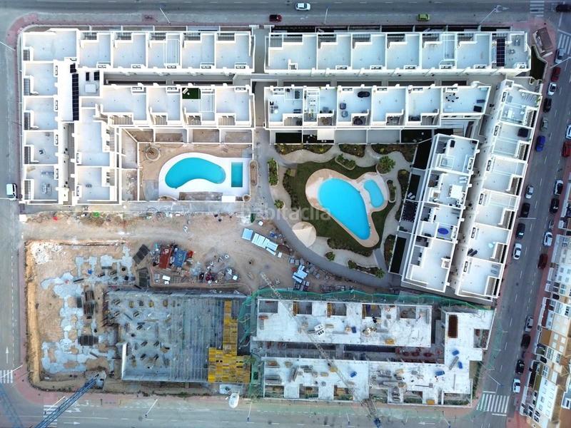 Foto 1d930447-6501-4f33-b2dd-e92bc0963c79. Haus mit pool in Playa de los Náufragos Torrevieja