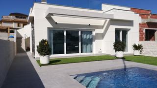 Chalet à Calle del algarrobo 7. Fantastico chalet de obra nueva en los montesinos, alicante, cos