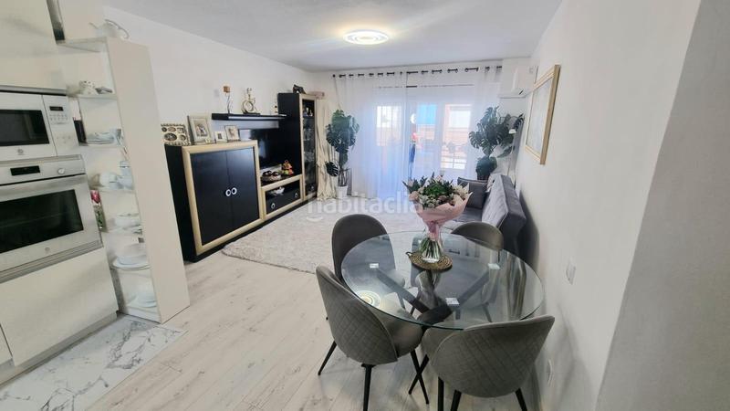 Foto d06dec0e-d0f1-4859-9fe1-35a1c88e7f13. Apartment with heating in Las Viñas Guardamar del Segura