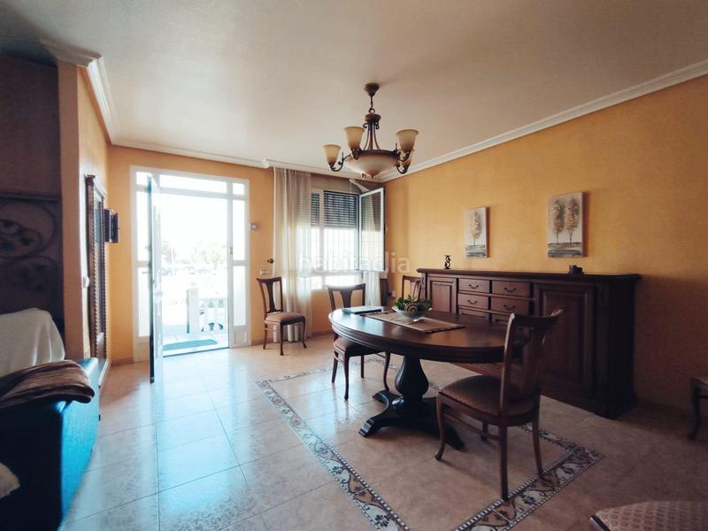 Foto a15dc7ec-b112-46a7-974d-3b0f7ba6f892. Maison jumelée avec chauffage parking dans Rojales