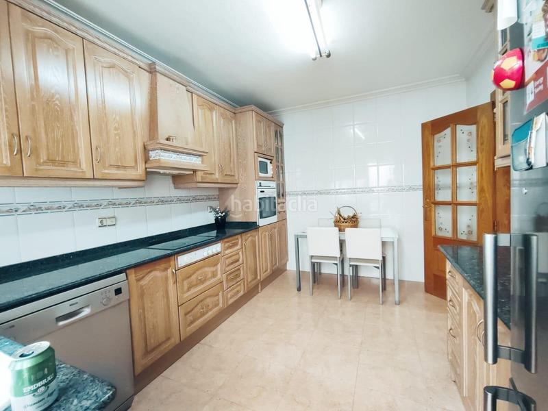 Foto baea0af4-fbd2-485a-ad9b-da0d96d3e8d7. Maison jumelée avec chauffage parking dans Rojales